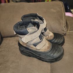 Kids Snow Boots Sz 12