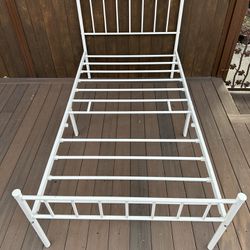 Twin Size Bed Frame No Spring Box Needed 