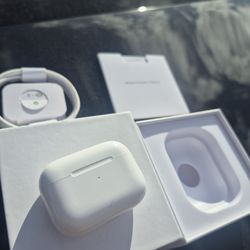 Airpod pros 2nd generation ( noise cancelation)