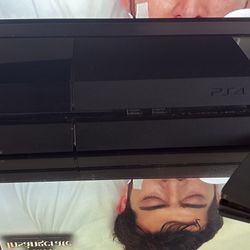 Sony PS4 Game Console 