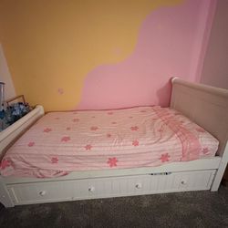 Girls Wood Bedroom Set