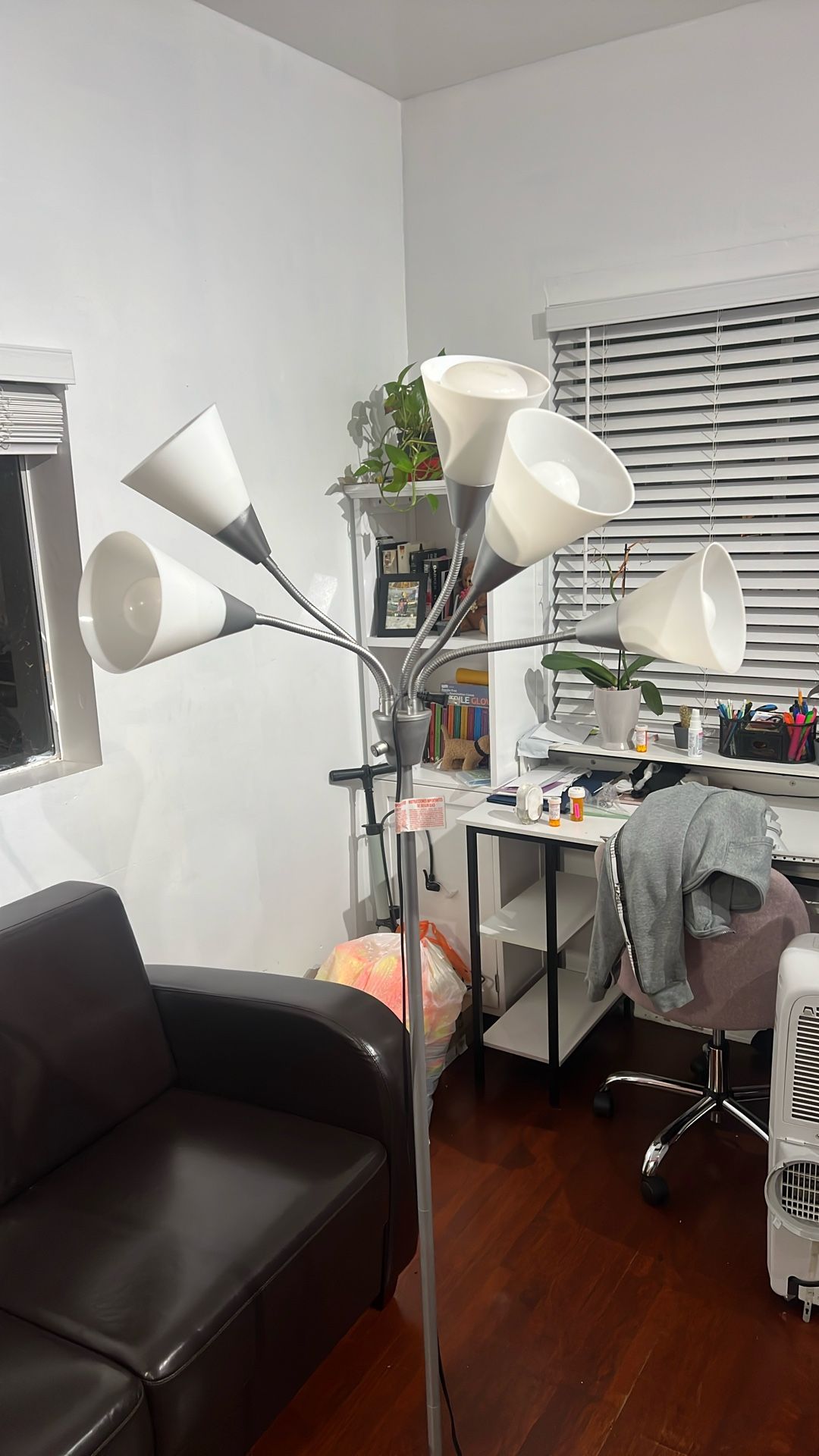 Flor Lamp