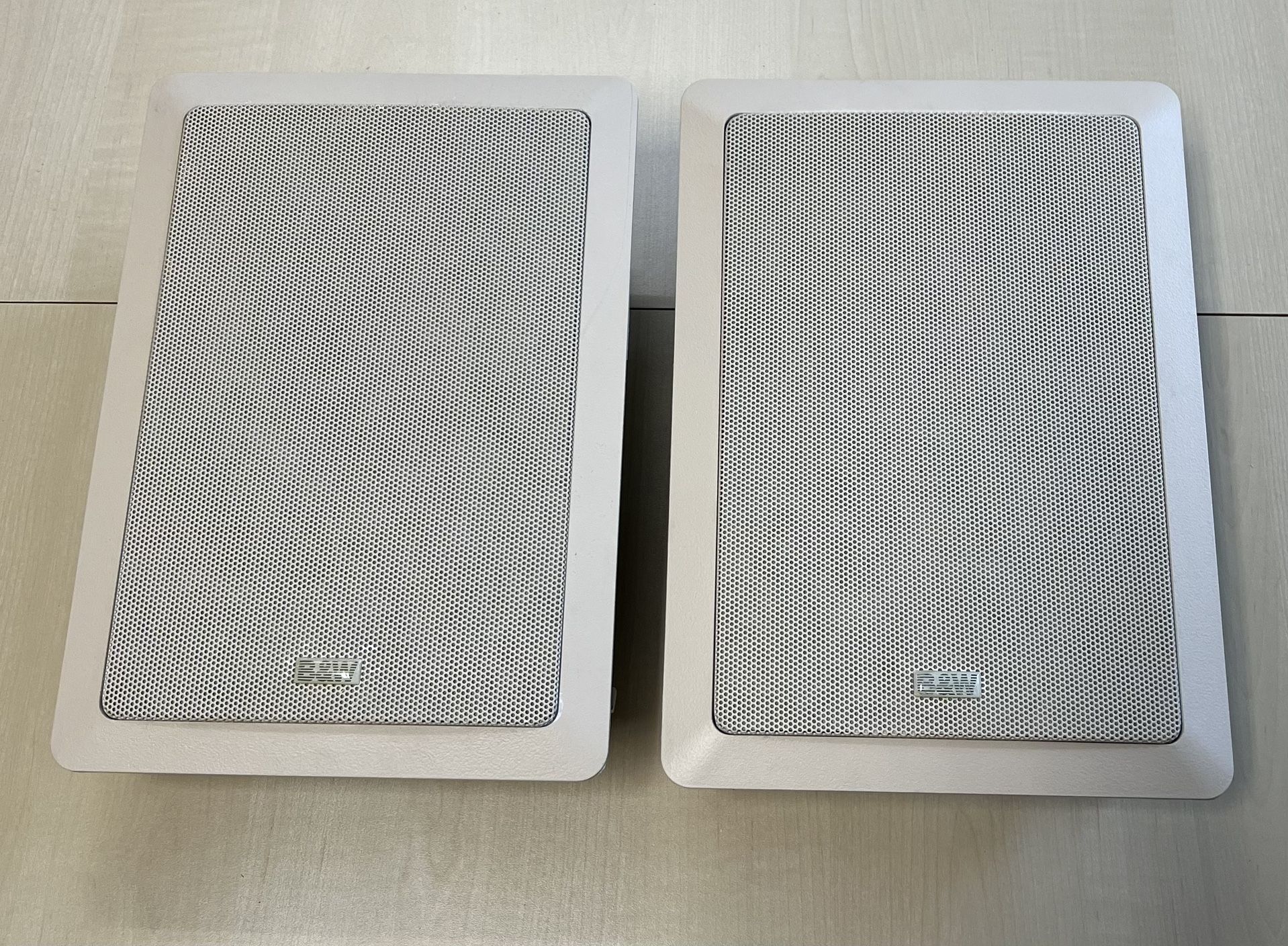 Bowers & Wilkins (B&W) CWM 200 Pair In Wall Speakers