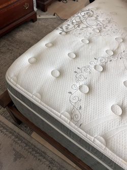 Innova Adjustable Queen size mattress w/  Custom Bed-frame 