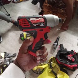 Milwaukee Impact Drill1/4