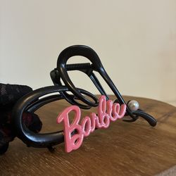 Barbie world claw clip