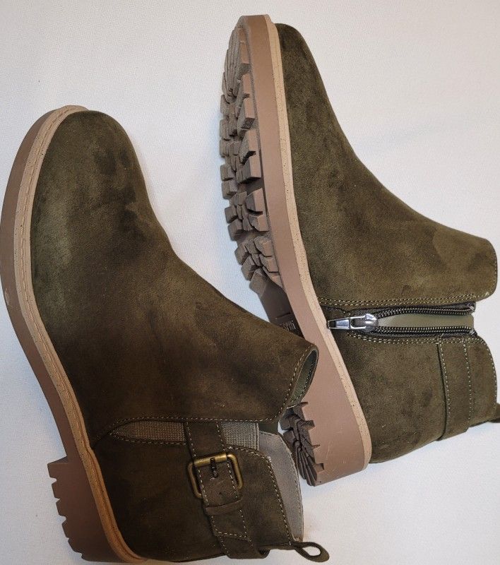 Expiration Sienna Faux Suede Ankle Boot Women Size 8 Olive Green