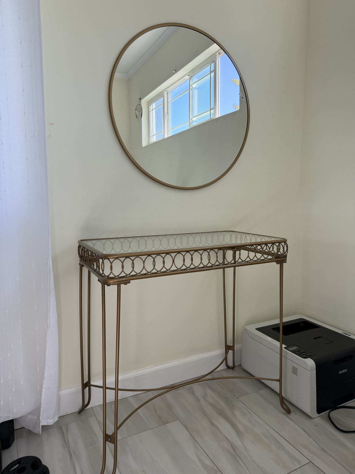 Table + Mirror set