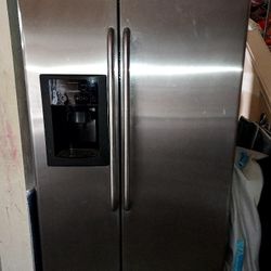 Refrigerator 36" 