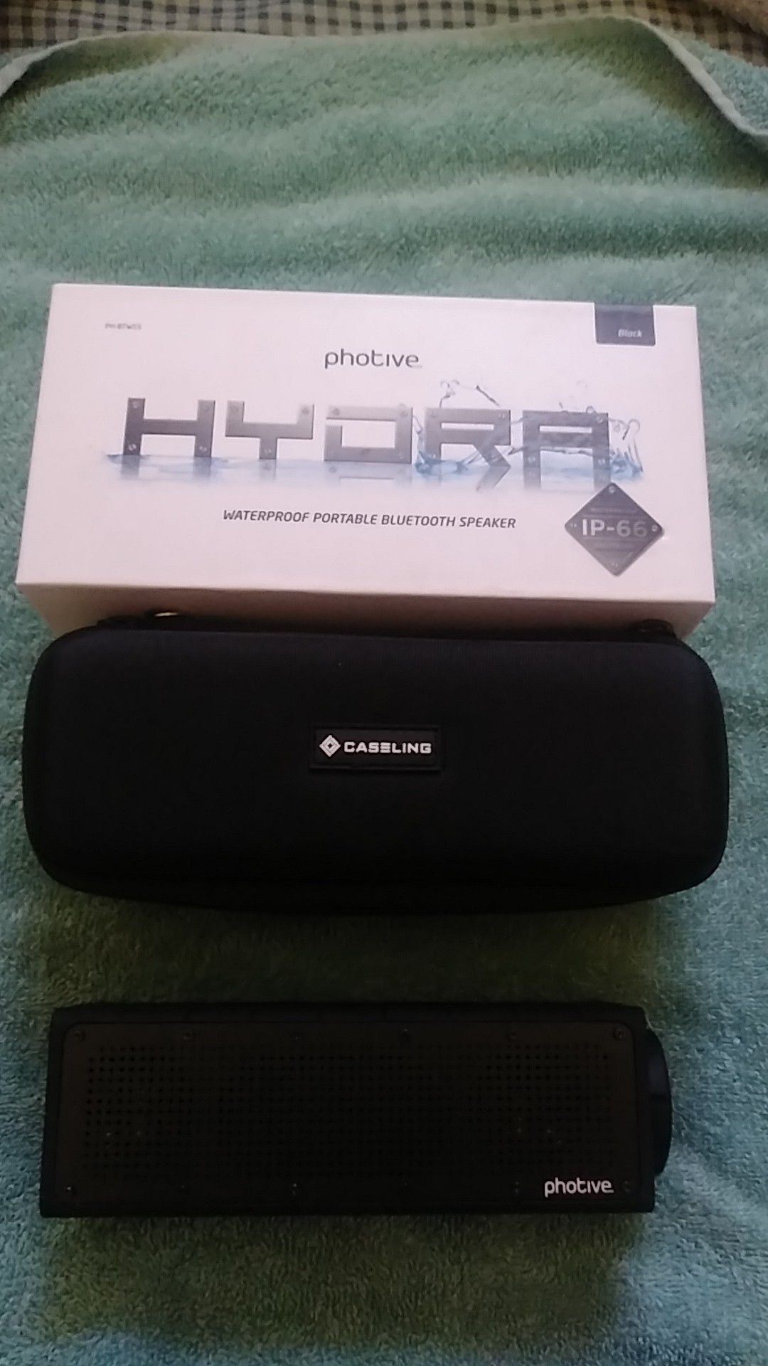 Brand new photive Bluetooth speaker with carrying case