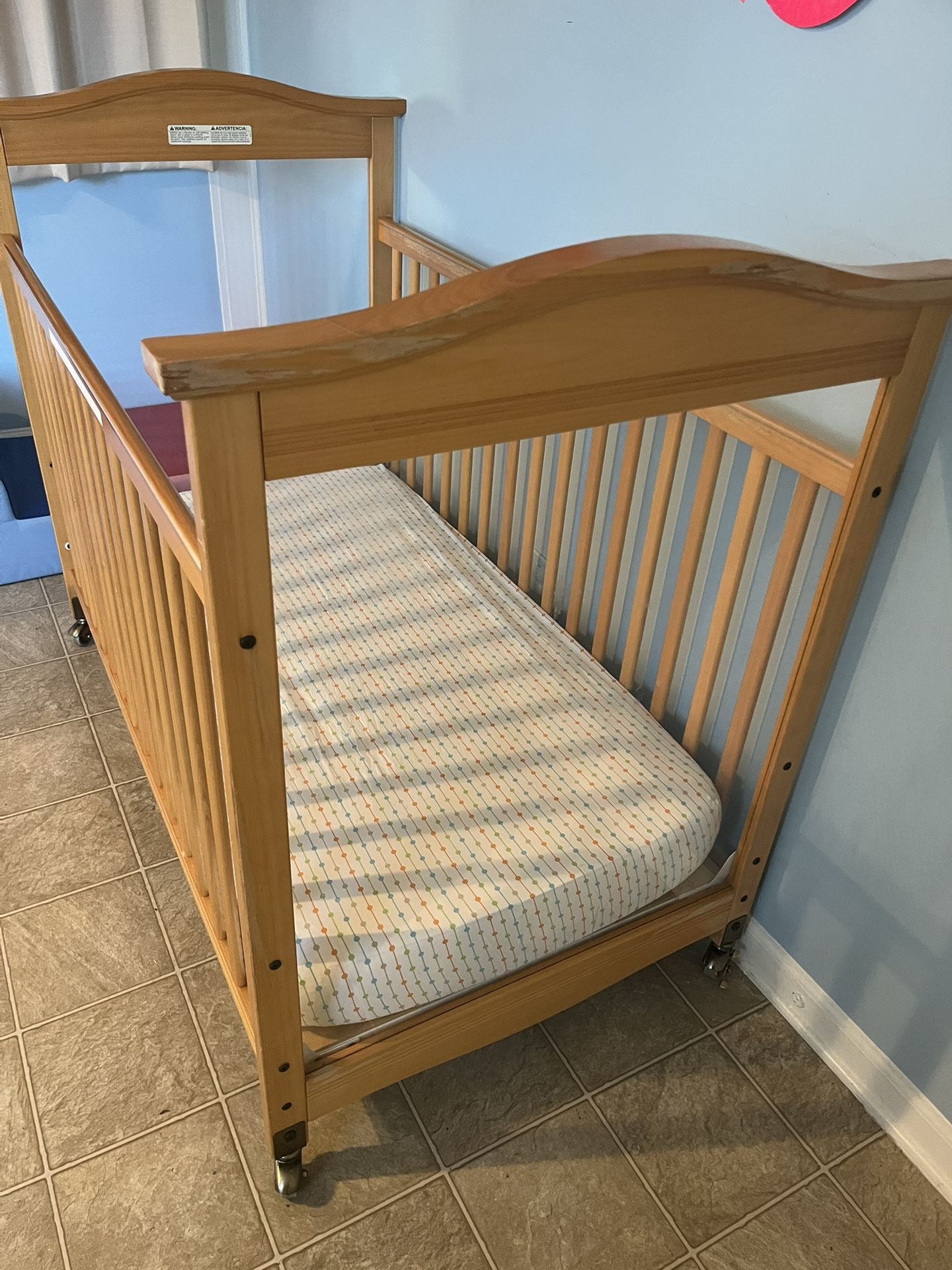 Large Infant/young Toddler Crib