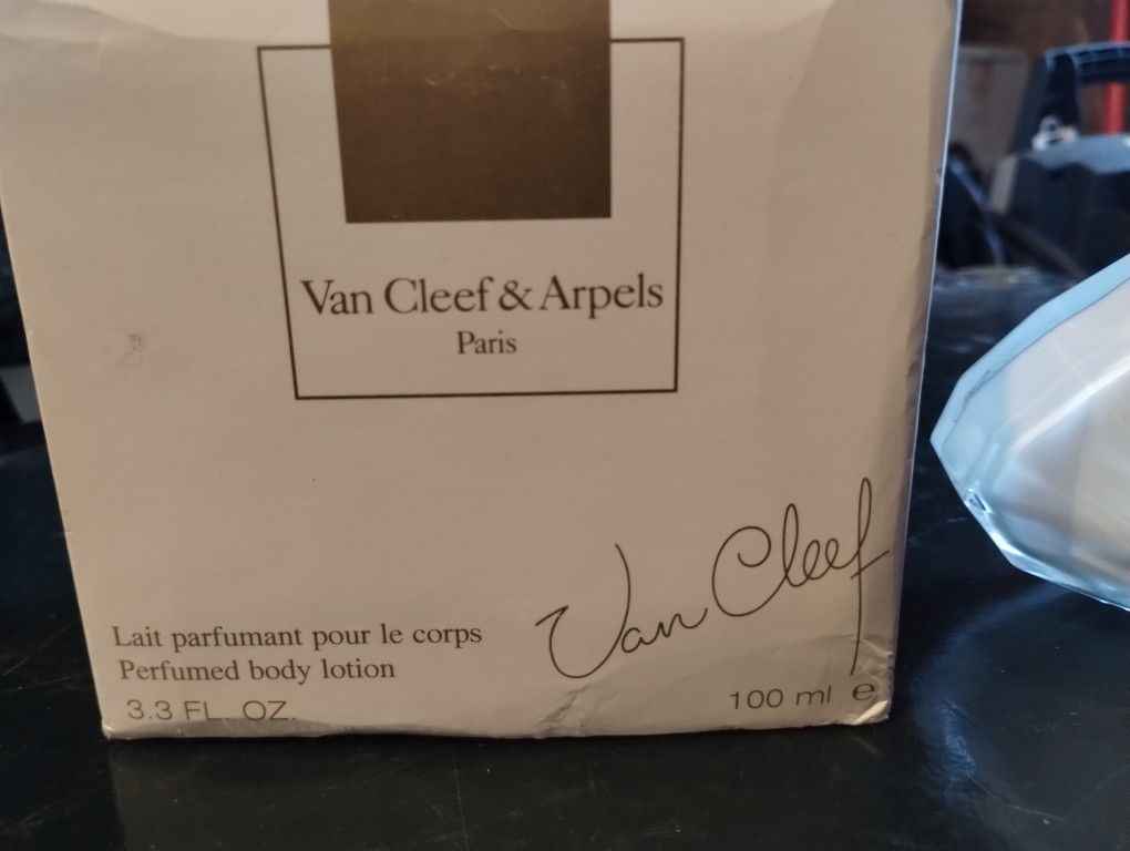 Van Cleef & Arpels Perfumed Body Lotion 
