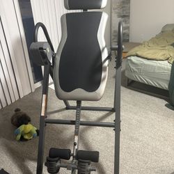 Innova Inversion Table (Back Stretch / Decompression) – Like New