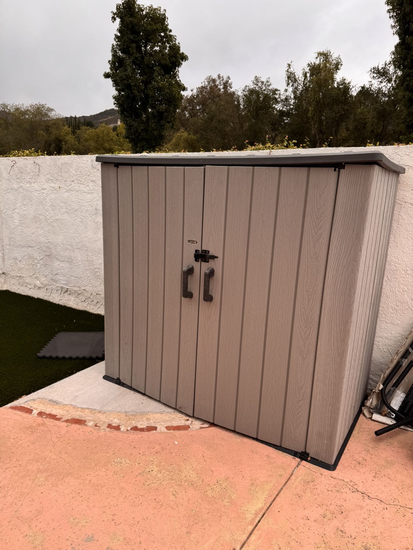 Lifetime Rubbermaid Shed