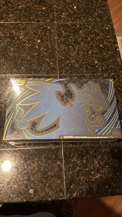 Pokemon Mega Charizard X ex ultra premium collection