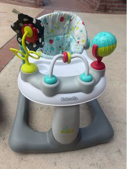 Kolcraft baby walker