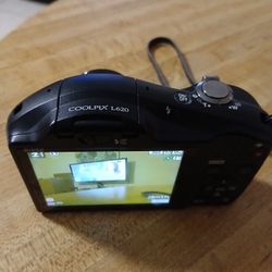 COOLPIX L620  NIKKOR 14X  WIDE OPTICAL ZOOM
