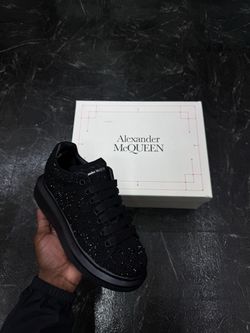 Alexander McQueen “Black Crystal”