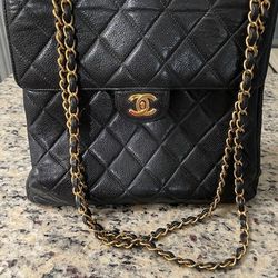 Authentic Chanel Double Flap Two Sides  Logo Quilted Lambskin Shoulder Bag - Black