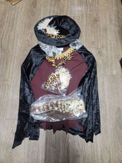 Boys witch Dr. Halloween costume size 8 will fit size 6. $10