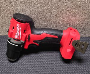 Milwaukee drill driver
