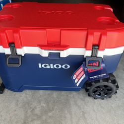 Igloo Wheeled Cooler 75 Qt Trailmate