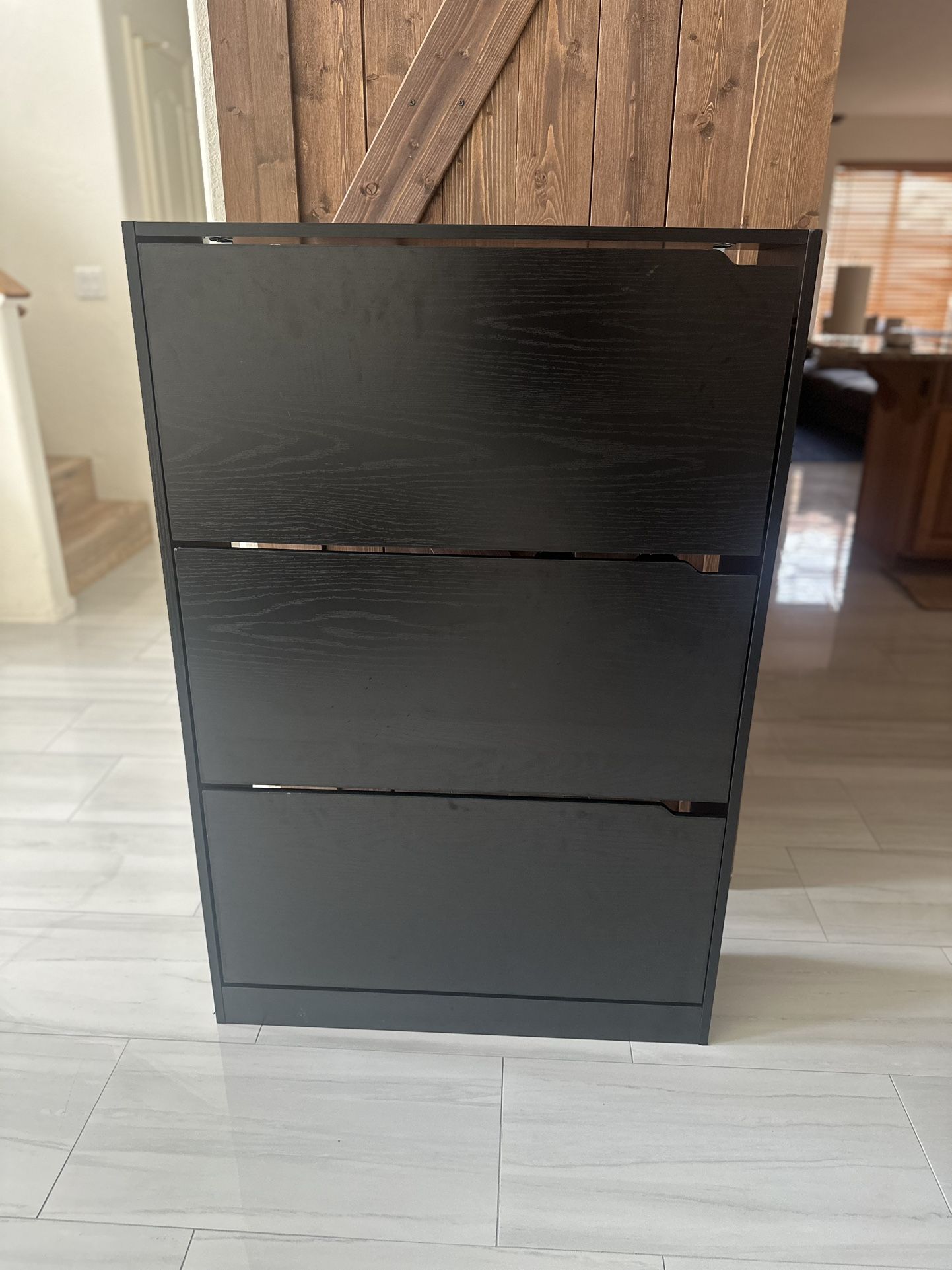Shoes Cabinet With 3 Flip-up Door