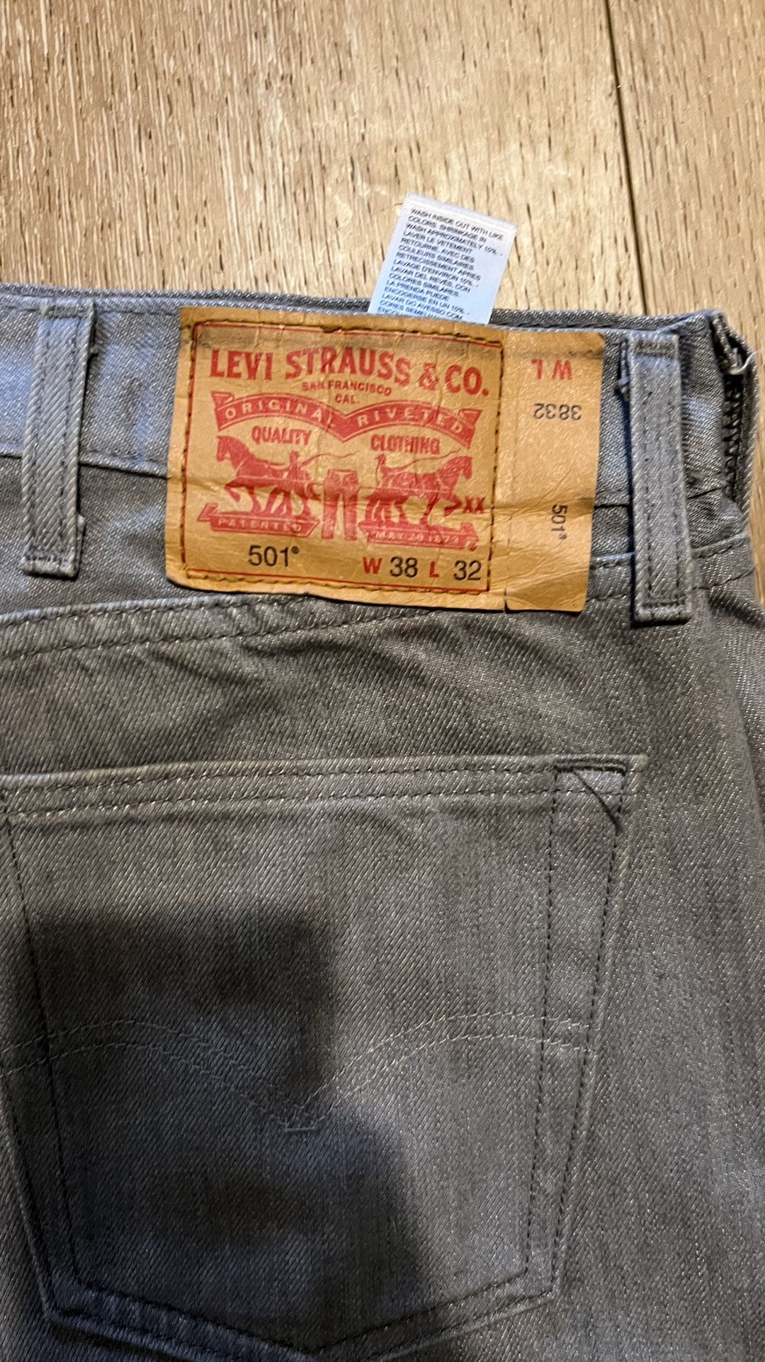 Grey Levi’s 501