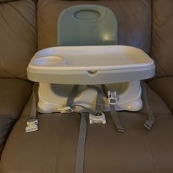 Portable Booster High chair Seat With Straps/Trays