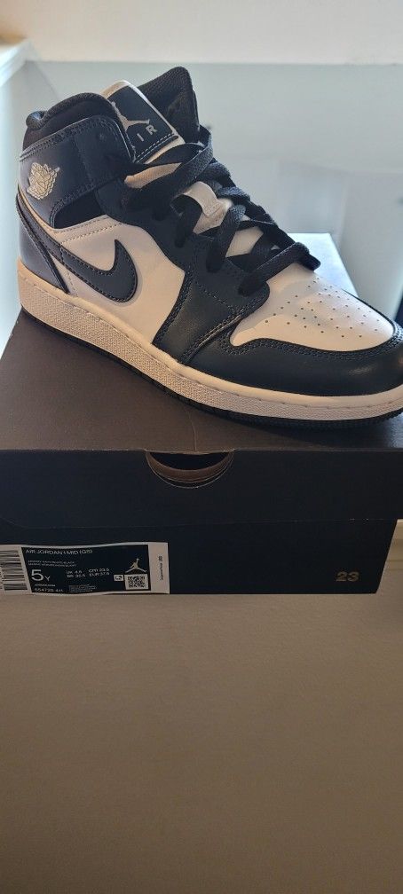 Variety Jordans 100%