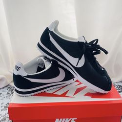 Nike Cortez $80