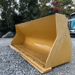 John Deere Backhoe Loader Bucket 
