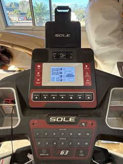 Sole F63 Treadmill