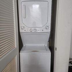 GE Stacked Washer/Gas Dryer 