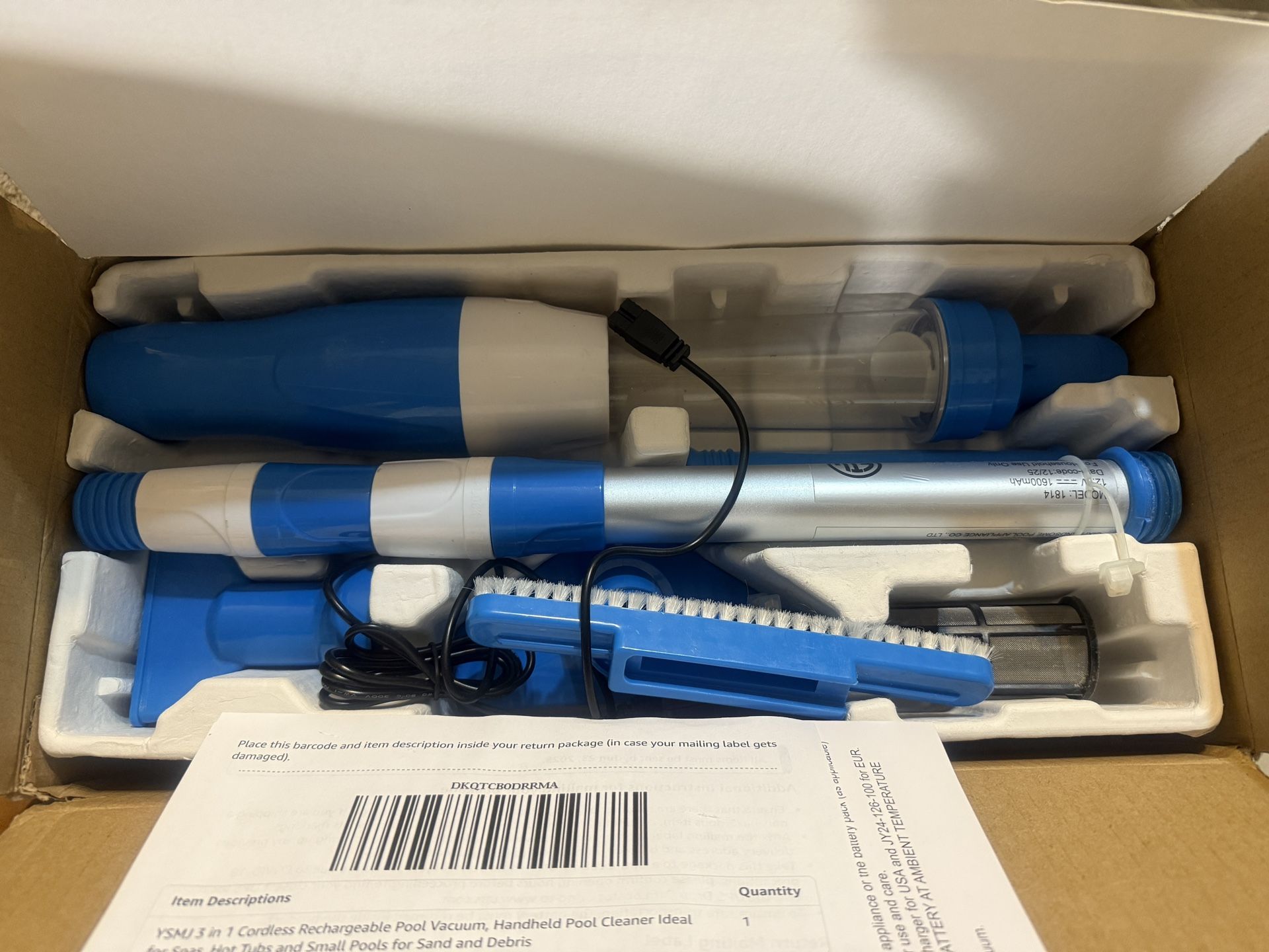 Handheld Pool Cleaner Ideal for Spas, Hot Tubs &Small Pools for Sand & Debris
