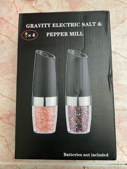 Gravity Electric Salt & Pepper Mill Set