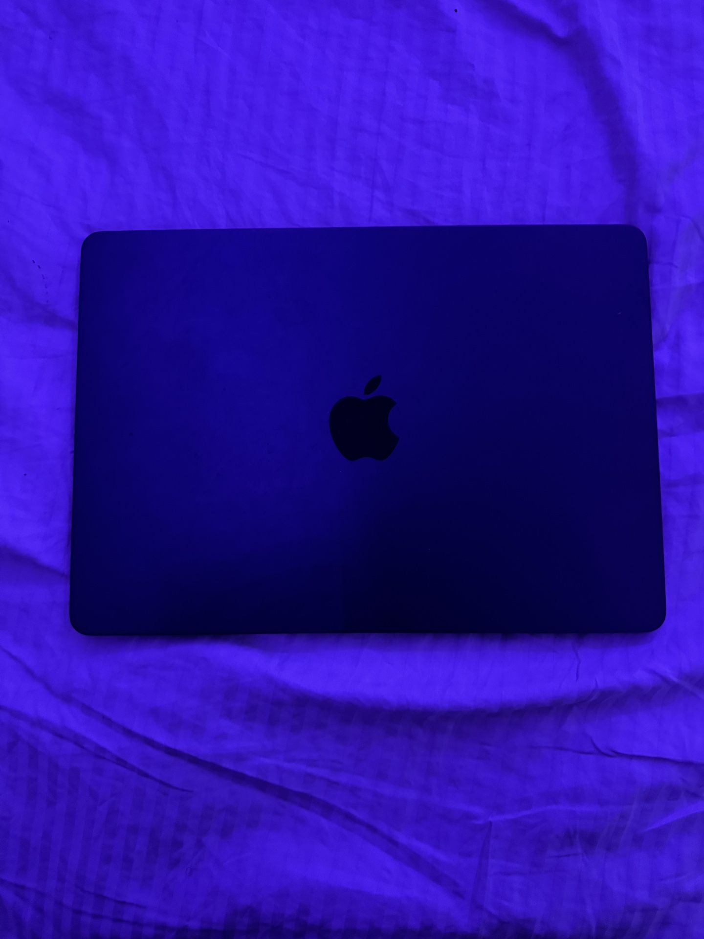 Mac Book