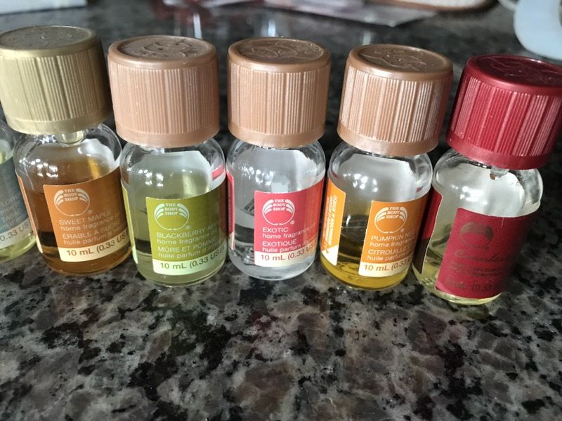 Fragrance oils