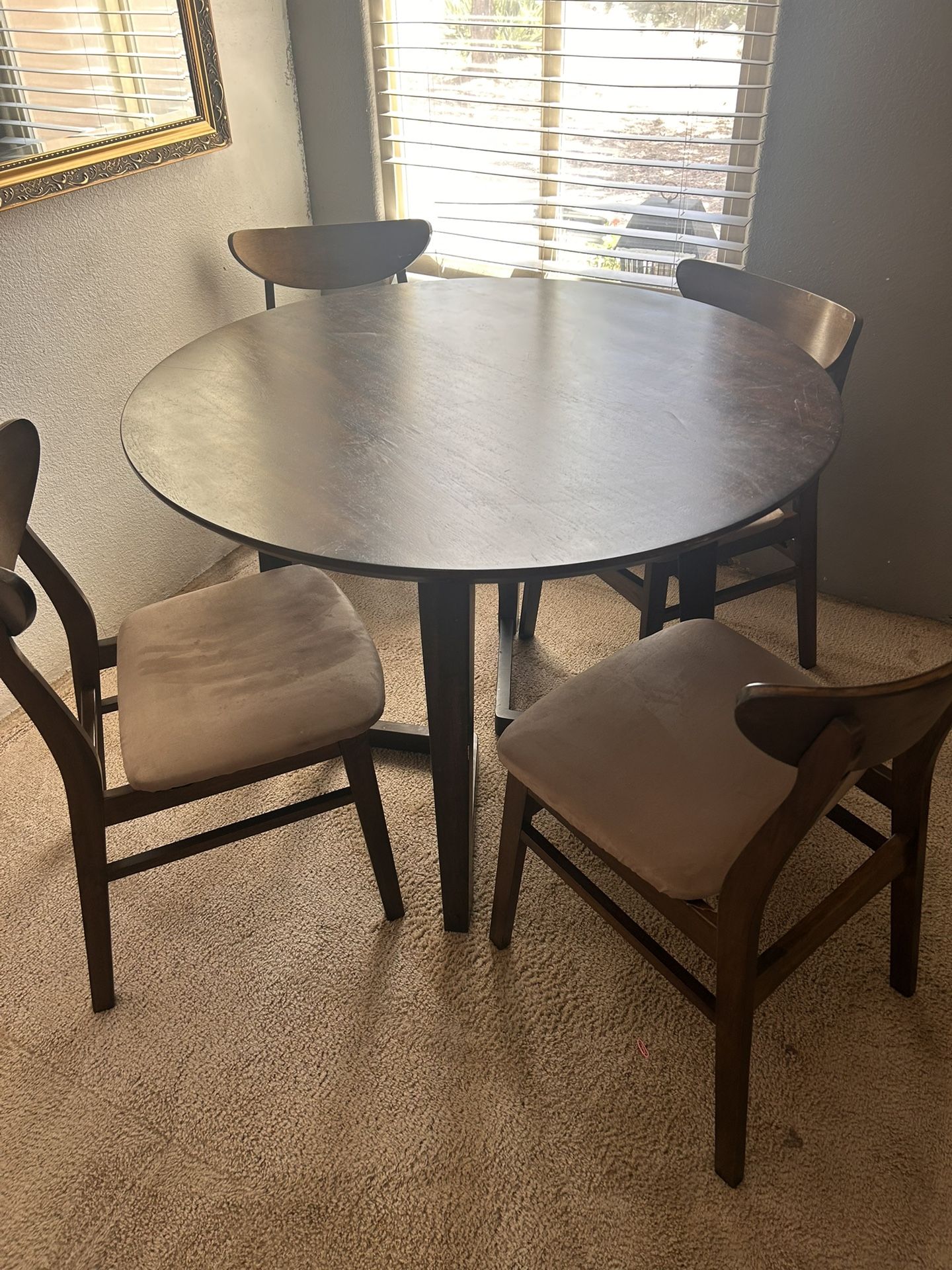 Cozy Round Dining Table Set-Solid Wood Table And 4 Chairs