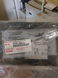 New 2011-2015 Toyota Sienna License Plate Bracket