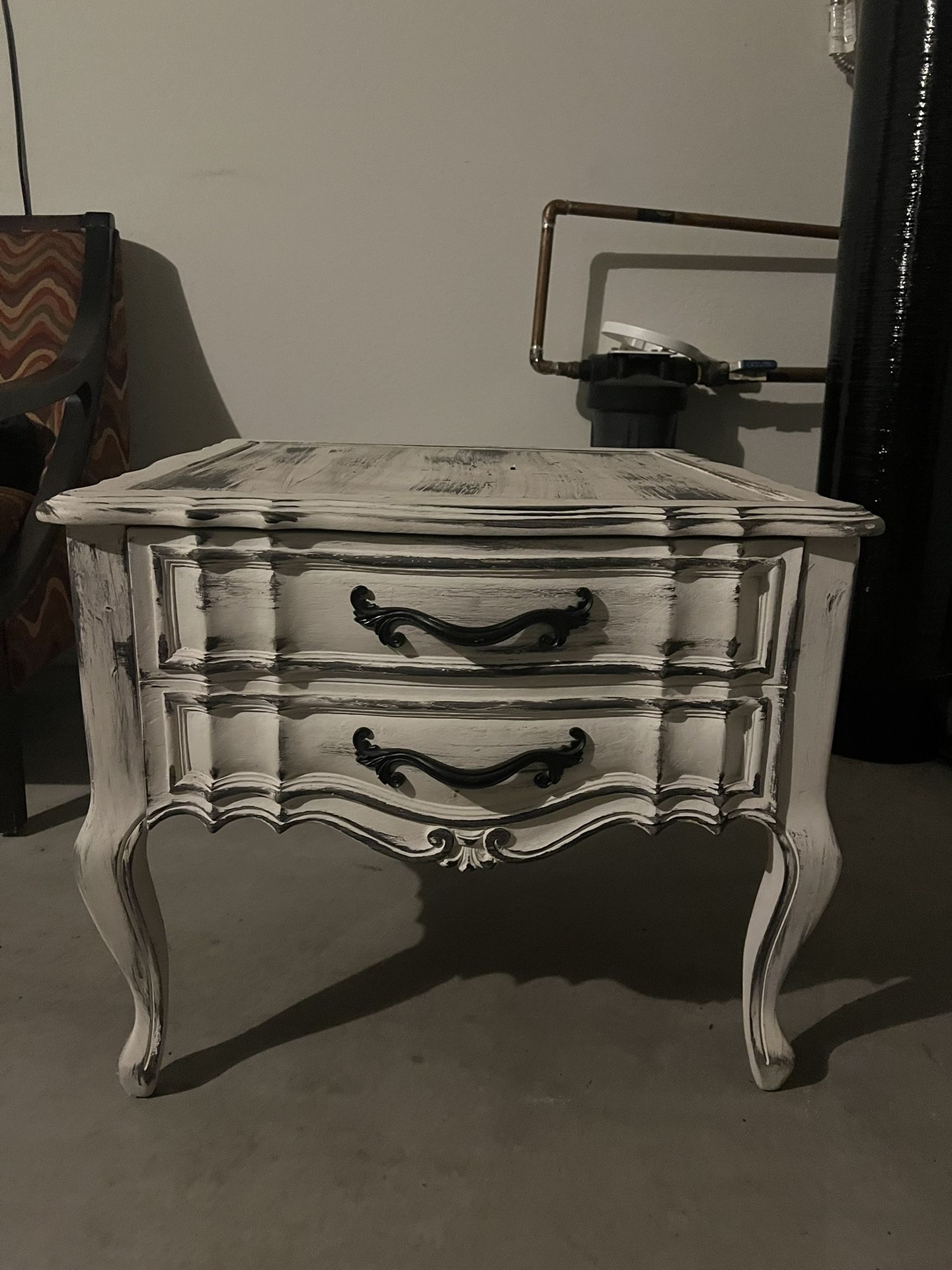 End Table / Coffee Table / Night Stand