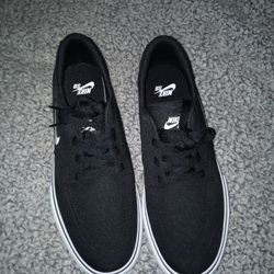 Nike SB Clutch Mens Size 9