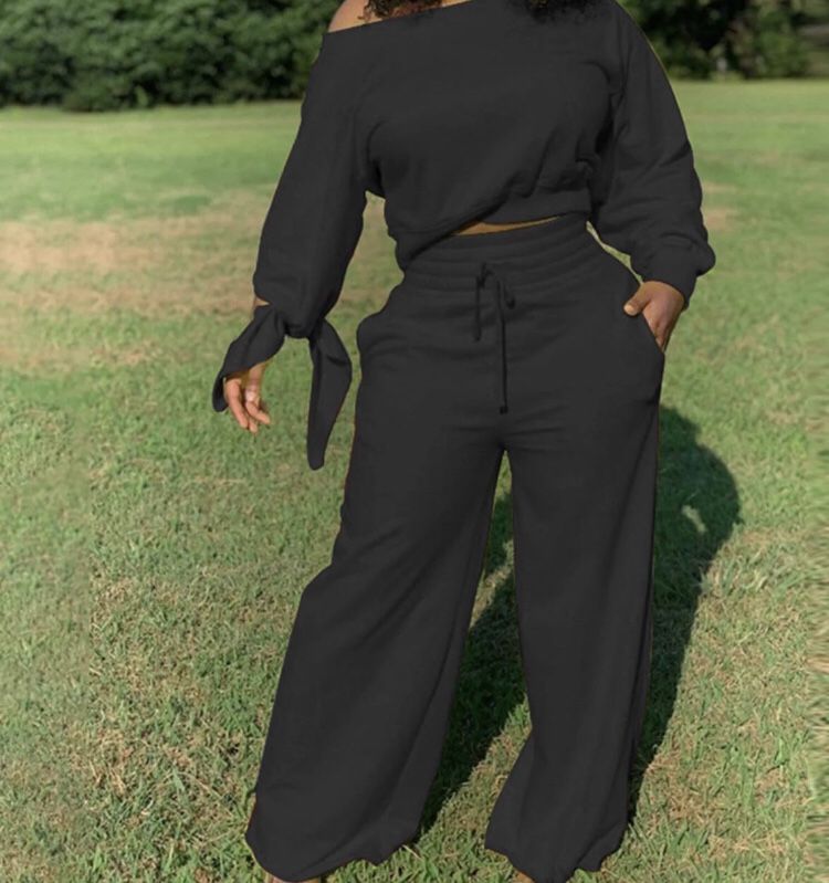 2 Piece Sweatsuit Fleece Long Sleeve Crop Top Sweatshirt and High Waist Jogger Pant Sets Womens Sweatpants Tracksuit
