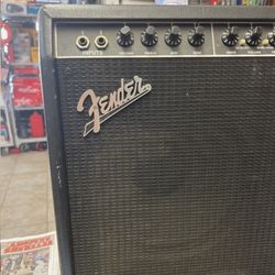 Fender FM212DSP 2X12 Amp.