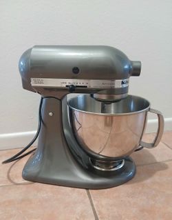 Artisan KitchenAid Blender with attachments, Good condition