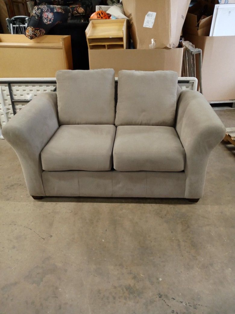 Nice Hughes Furniture Beige/tan loveseat couch sofa