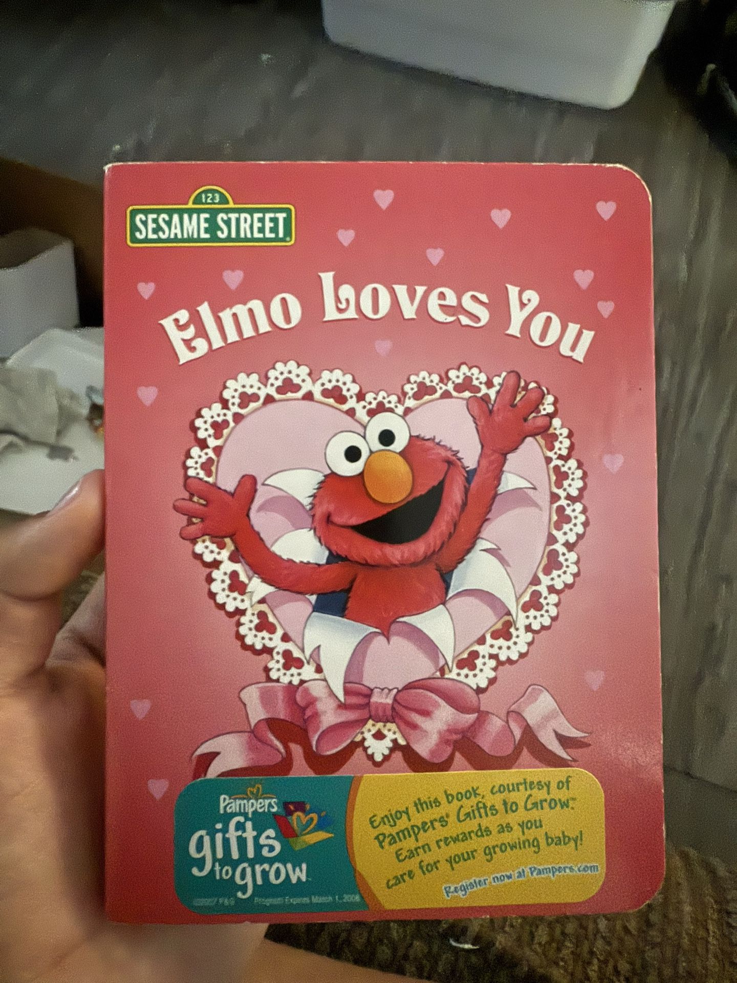 Sesame Street Elmo Loves You Book