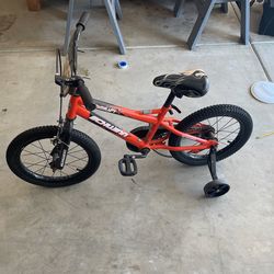 Schwinn Backdraft Boys Kids Bike Bicycle for Sale in Tacoma WA