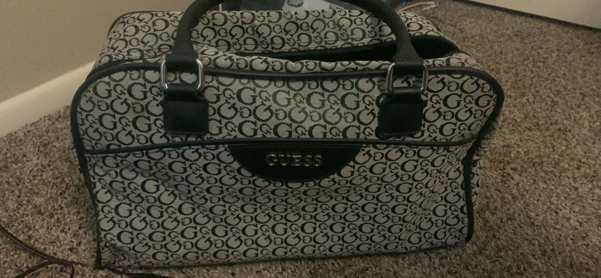 Guess Bag