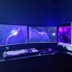 Gaming PC + 2 165hz+ monitors + Blue Yeti Microphone